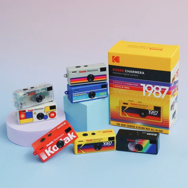 KODAK柯達 - Charmera 鑰匙圈數位相機盲盒 (款式隨機) Kodak Charmera
