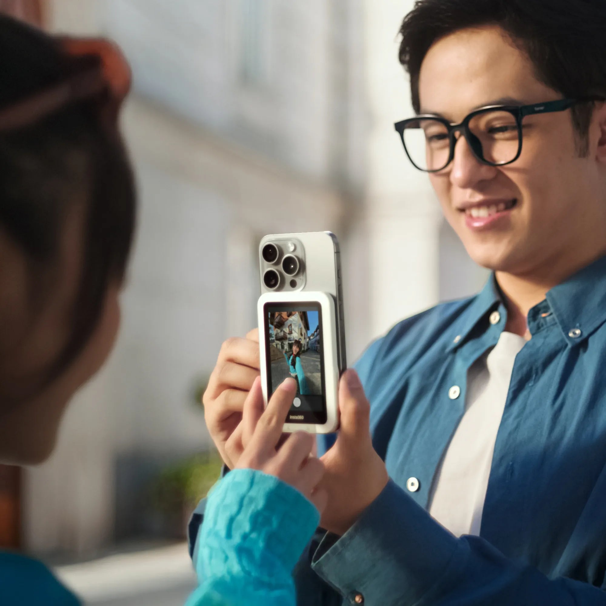Insta360 - Snap 手機自拍螢幕 (補光版) 手機後鏡自拍【香港行貨】