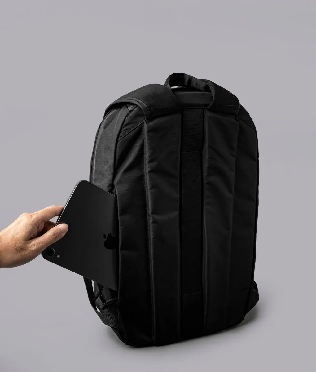 ALPAKA - Aero Pack Backpack (16L) 輕量化日常背包 Axoflux 210D 防撕裂尼龍布料