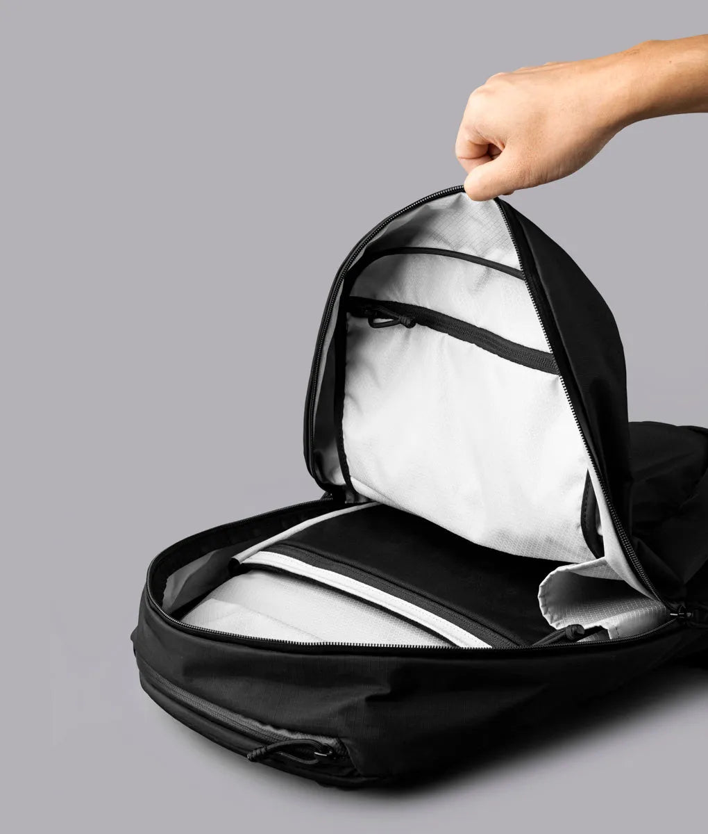 ALPAKA - Aero Pack Backpack (16L) 輕量化日常背包 Axoflux 210D 防撕裂尼龍布料
