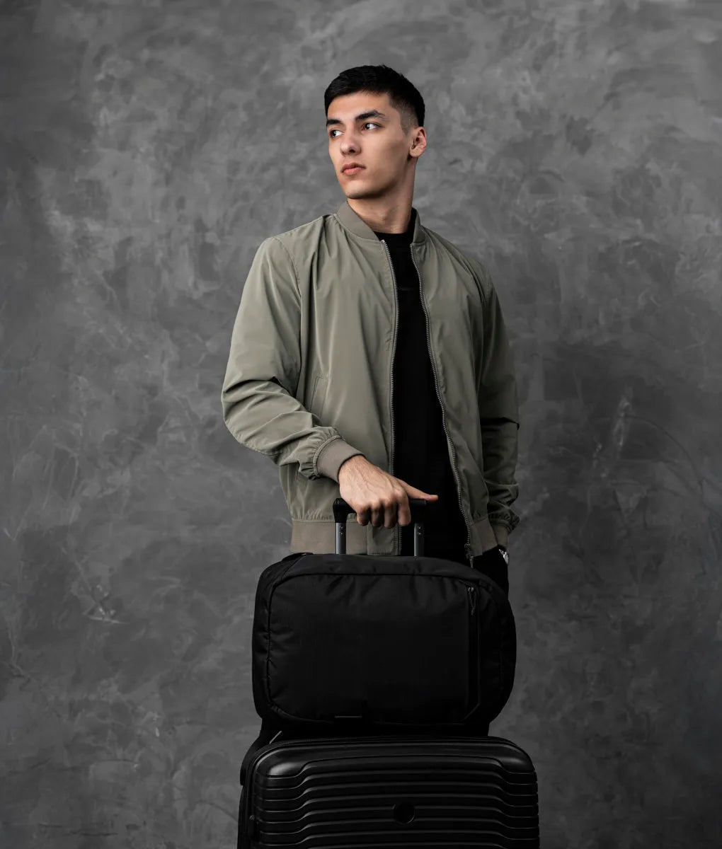 ALPAKA - Aero Pack Backpack (16L) 輕量化日常背包 Axoflux 210D 防撕裂尼龍布料